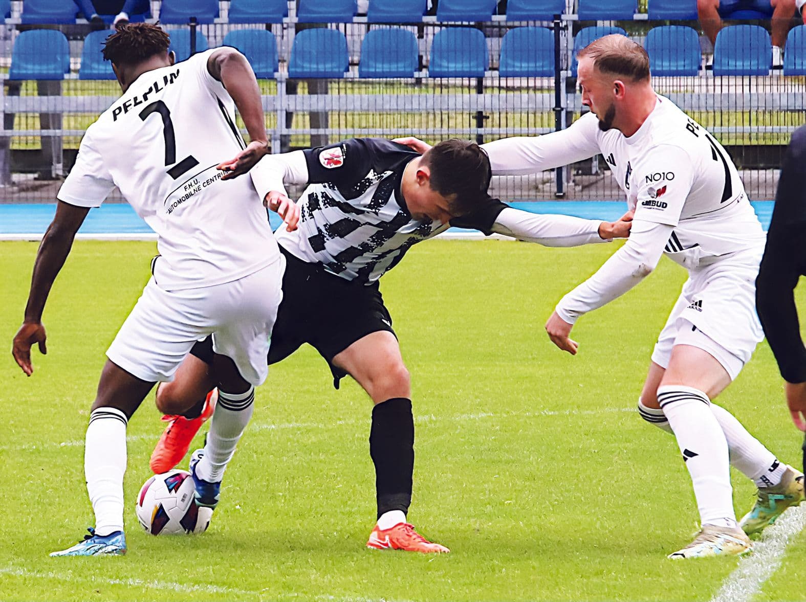 Będzie kolejka szlagierów