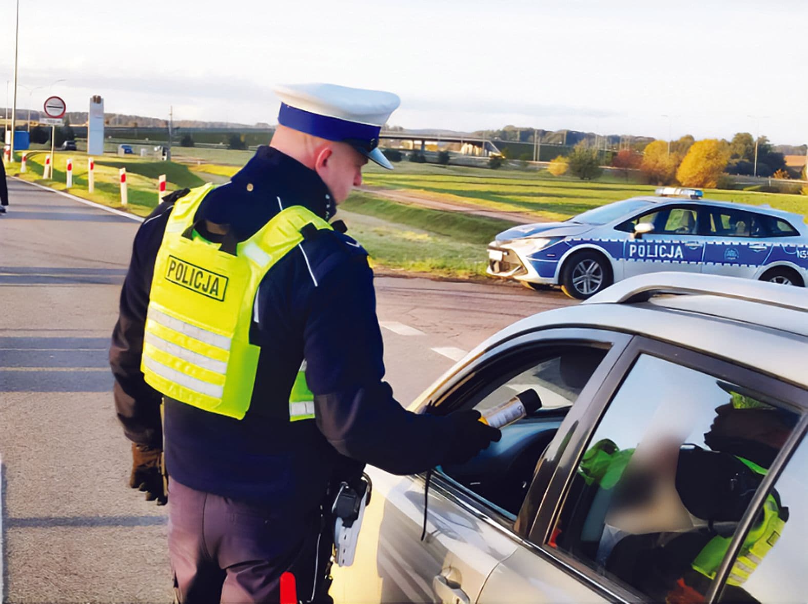 Zatrzymali nietrzeźwych kierowców za kółkiem 