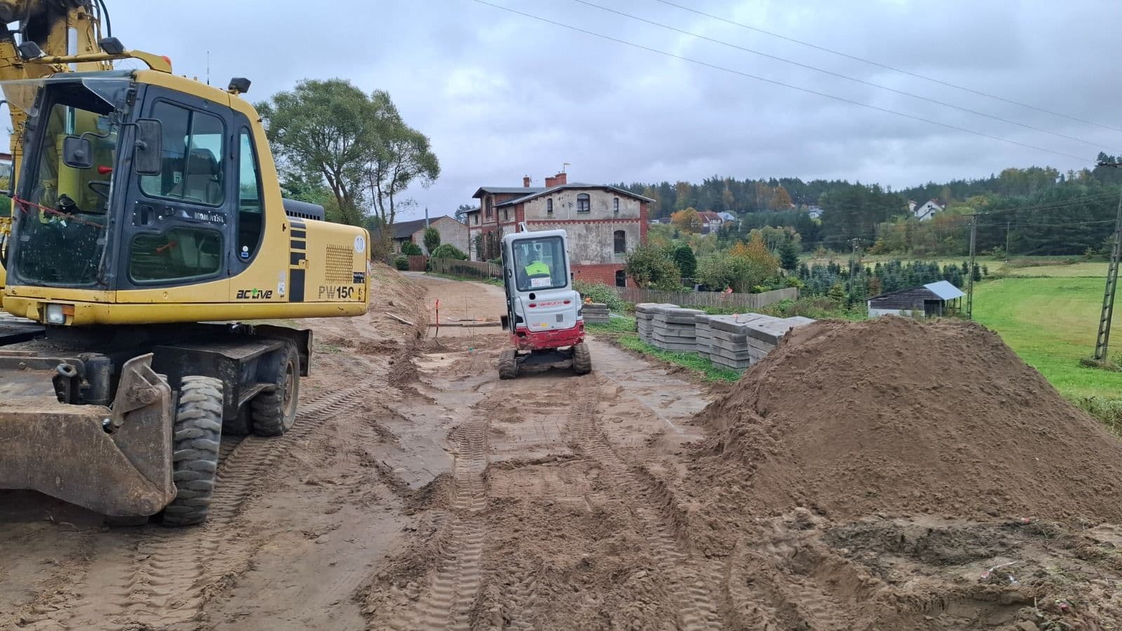 Powstają kanalizacje i oczyszczalnie