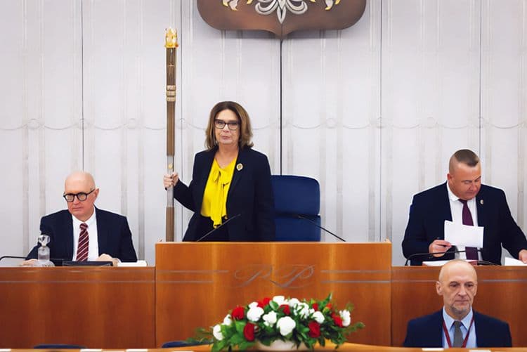 Koniec dwukadencyjności?