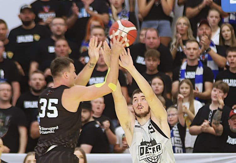 Na ostatniej prostej