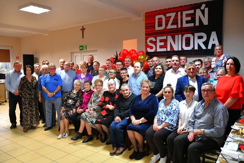 Rada Miejska w Gniewie  udzieliła burmistrzowi wotum zaufania i absolutorium