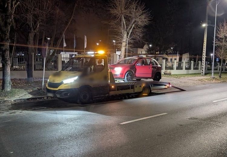 Niesprawne oświetlenie zdradziło 24-letniego kierowcę 