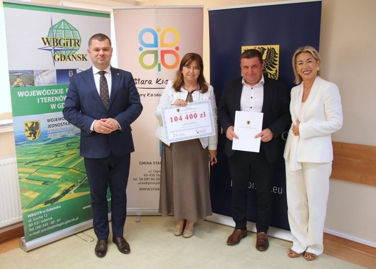 Umowa podpisana – rusza modernizacja drogi w Barłożnie